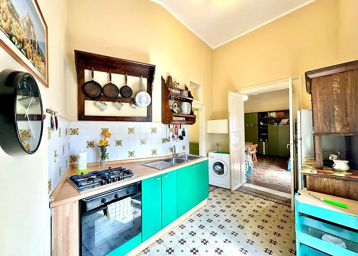 Casa Giramondo By Housilia Hébergement de vacances *